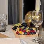 Mere - Private Yard, Sauna And Pet Friendly Apartament