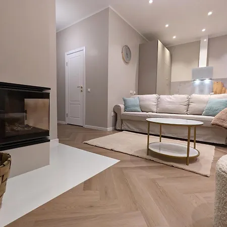 Mere - Private Yard, Sauna And Pet Friendly Parnu