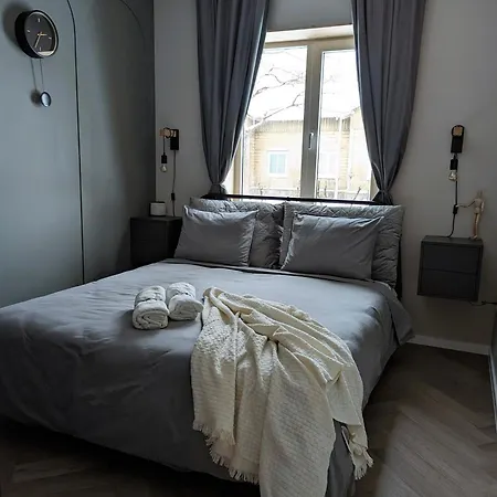 Apartment Mere Apartment - Private Yard, Sauna And Pet Friendly *