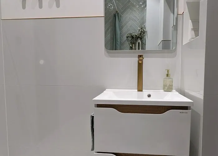 Mere - Private Yard, Sauna And Pet Friendly Apartament *