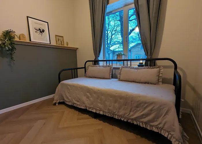 Mere - Private Yard, Sauna And Pet Friendly Apartament